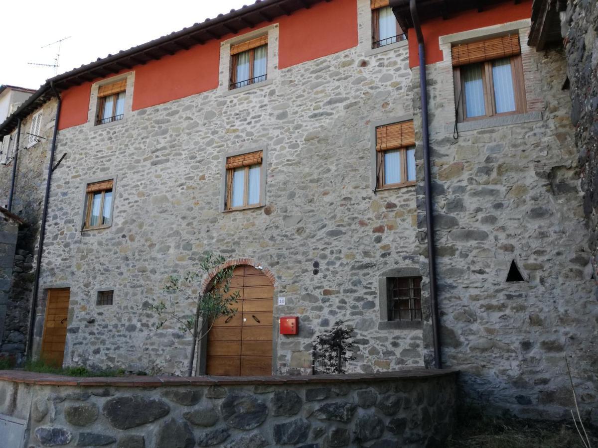 B & B Via Di Mezzo Coreglia Antelminelli Extérieur photo