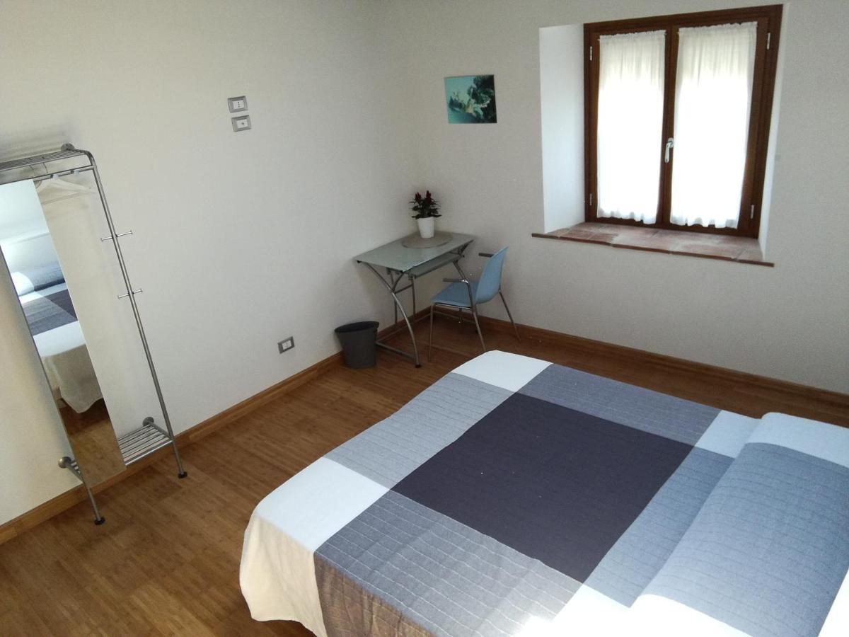 B & B Via Di Mezzo Coreglia Antelminelli Extérieur photo